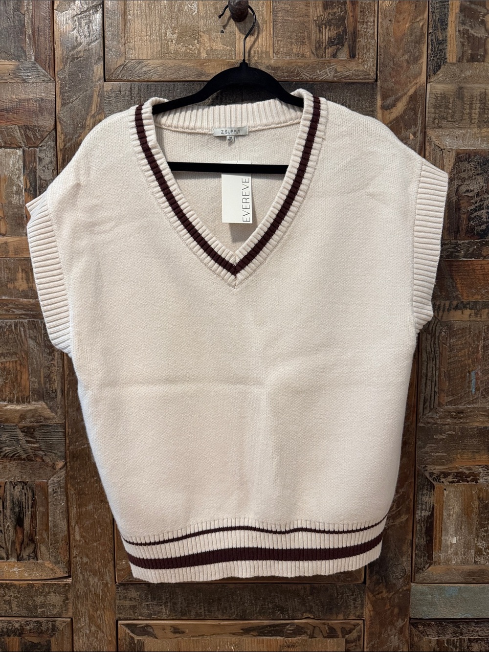 Evereve Cream V-Neck Knit Sweater Vest with Brown Trim
